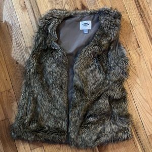 Chic Faux Fur Vest